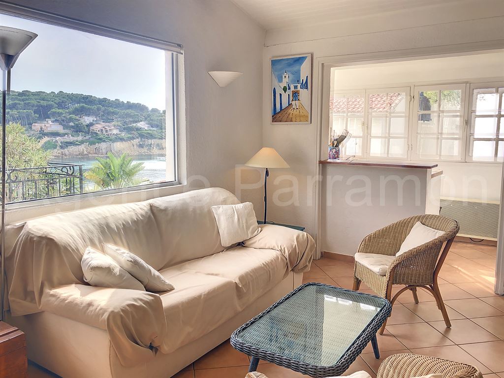 Maison-Villa - SANARY SUR MER