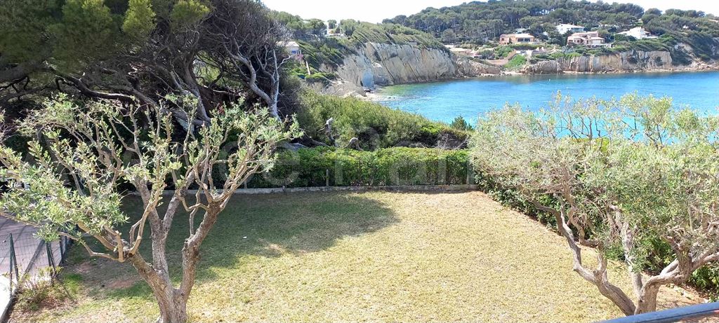 Maison-Villa - SANARY SUR MER