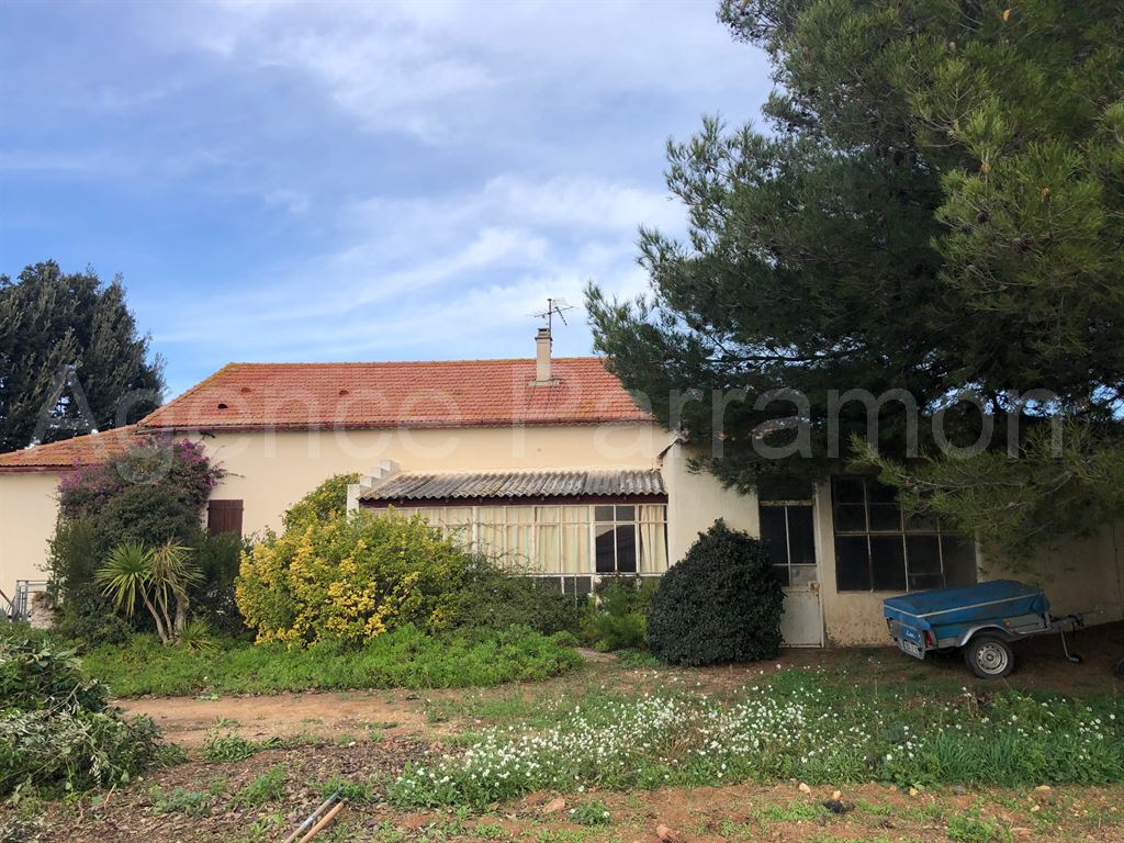Maison-Villa - SIX FOURS LES PLAGES